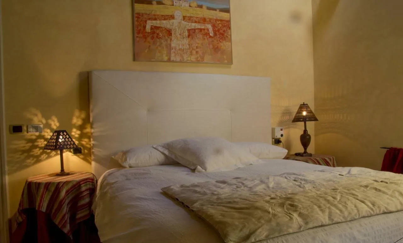 La Torretta Bobbio Bed & Breakfast 0*,